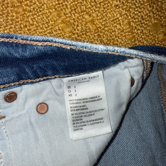 American Eagle Outfitters Women's Blue Denim Shorts - Picture 5 of 6